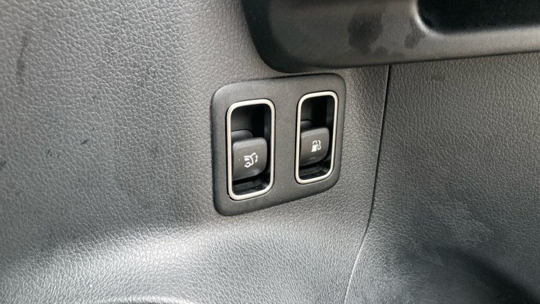 Mercedes-Benz GLA 250e AMG Line Executive 5dr Auto Hatchback